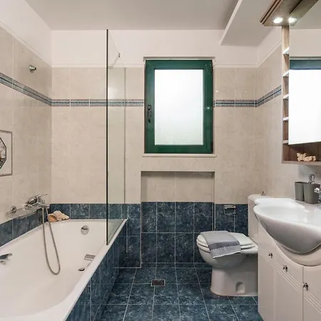 Apartament Vaggelio House